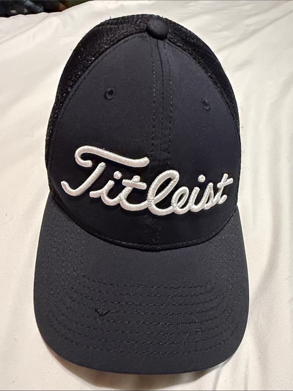 Black Titleist hat
